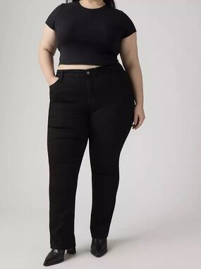 724 Levi’s Black High-Rise Straight Leg Jeans